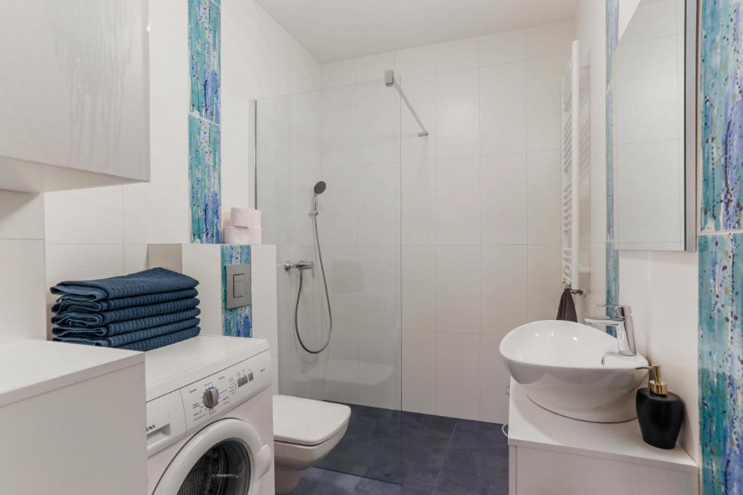 Classic Apartment Oldtown Marina Гданьск Экстерьер фото